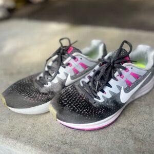 Nike Black and Pink Athletic Sneakers